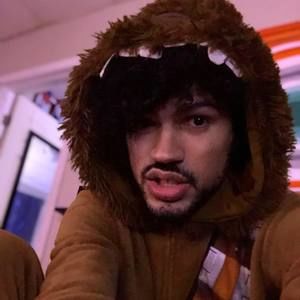 Meet your Posher, Joel